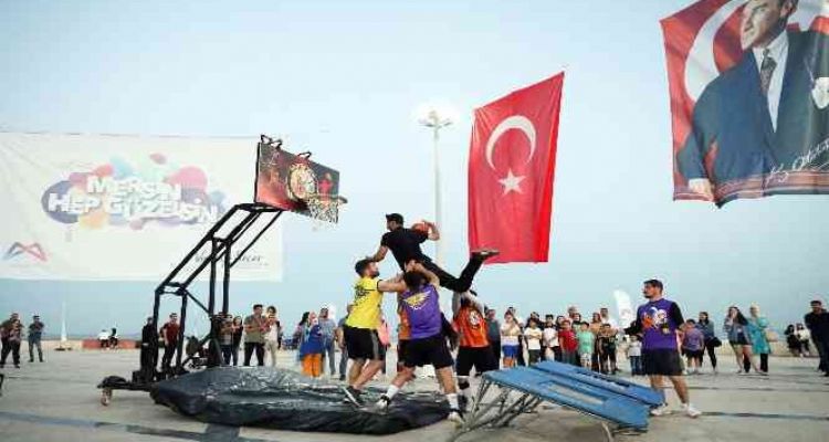 Mersin'de 19 Mayıs kutlamaları dolu dolu geçti