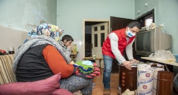 Büyükşehir Belediyesinden Gülay teyzeye yardım eli