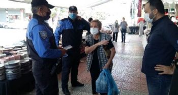 Mersin polisi korona virüsüne karşı vatandaşları bilgilendirdi