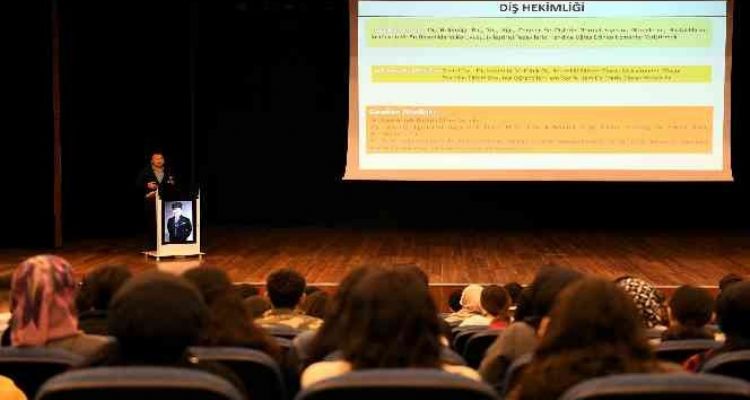 Mersin'de öğrencilere 'Meslek Tanıtım Semineri' düzenlendi