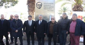 Mersinli gazeteciler Uğur Mumcu'yu andı