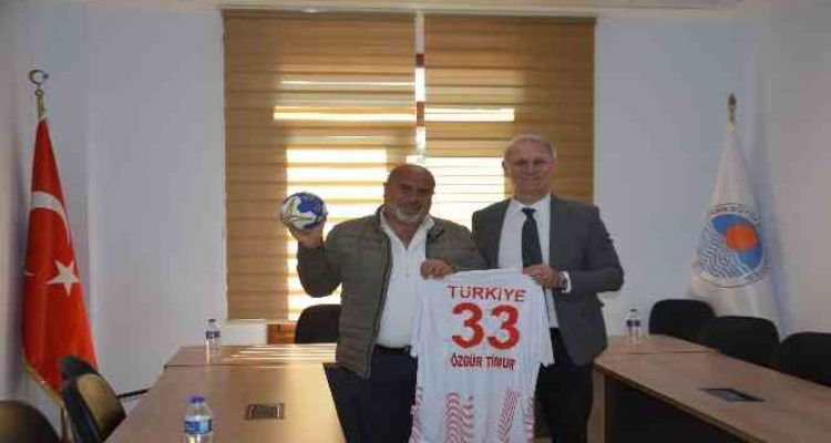 Kılıç: "Hentbolun geleceği için ortak çalışmalıyız"