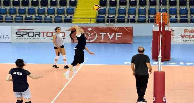 MSK Kadın Voleybol Takımında hedef play-off