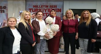 AK PARTİLİ KADINLARDAN FARKINDALIK SERGİSİ
