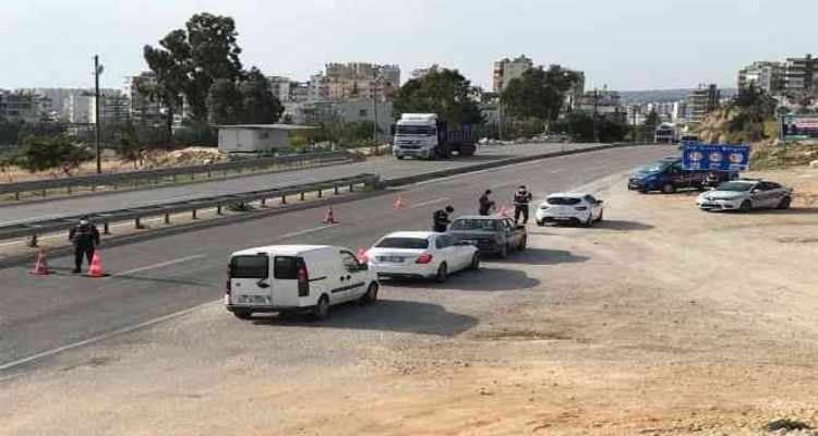 Mersin'de aranan 27 kişi yakalandı
