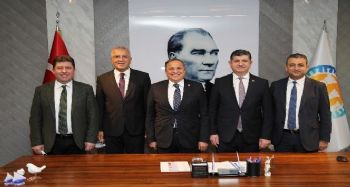 CHP Genel Başkan Yardımcısı Torun, Başkan Tarhan'ı ziyaret etti