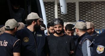 MERSİN’DE POLİS SERVİS ARACINA YÖNELİK BOMBALI SALDIRININ ZANLILARI YAKALANDI