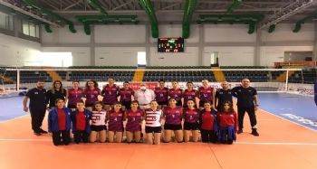 Mersin Büyükşehir Belediyesi Voleybol Takımı ligde iddialı