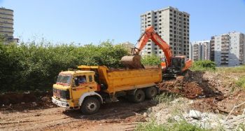 Erdemli'de yeni yol çalışmaları sürüyor