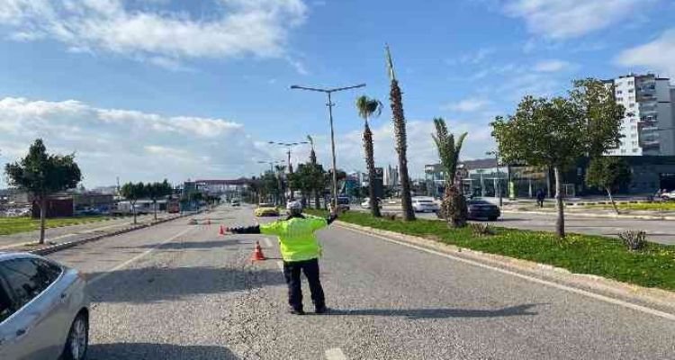 Mersin'de 2,5 ayda 142 bin 674 araç ve sürücü denetlendi