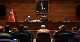 VALİ ÇAKACAK: BU YÜCE MİLLETİ KİMSE HAFİFE ALMASIN