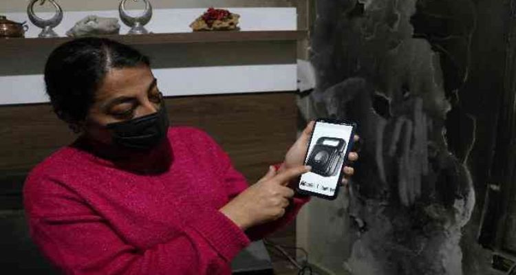 Oğlunun eve getirdiği hoparlör bomba gibi patladı, ölümden son anda kurtuldular