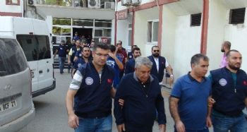 Mersin'deki ilaç vurgunu zanlıları sağlık kontrolünden geçirildi