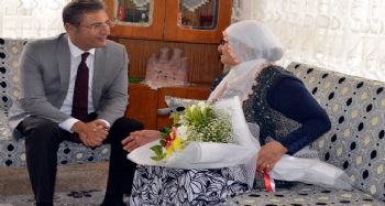 EVDE BAKIM HİZMETİNDEN 2 BİN KİŞİ YARARLANIYOR
