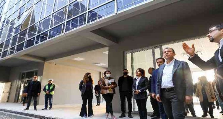 Seçer, Sosyal Yaşam Merkezini inceledi