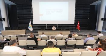 Mezitli Belediyesi meclis üyelerine yaz dönemi çalışmaları anlatıldı