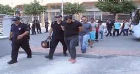 MERSİN’DE FETÖ OPERASYONUNDA 22 ADLİ PERSONEL ADLİYEYE SEVK EDİLDİ
