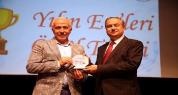 ‘Yılın En'lerinde, Akdeniz Belediyesi iki ödül birden aldı