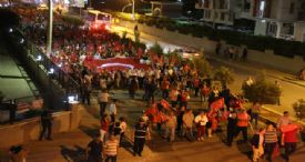 KARANLIĞA KARŞI MEŞALELİ CUMHURİYET YÜRÜYÜŞÜ