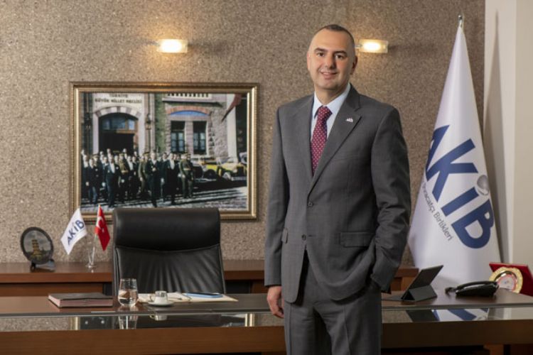 İHRACATTA ARTIŞ SÜRÜYOR, YAZ MEYVELERİNDE YÜKSEK REKOLTE BEKLENİYOR