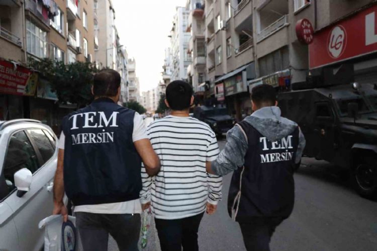 Mersin’de FETÖ mensuplarına finans sağlamaktan 7 şüpheli gözaltına alındı