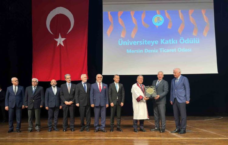 MDTO’na ‘Üniversiteye Katkı Ödülü’ verildi