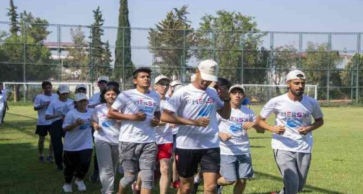 Mersin Büyükşehir Belediyesinden gençlere ücretsiz kurs hizmeti