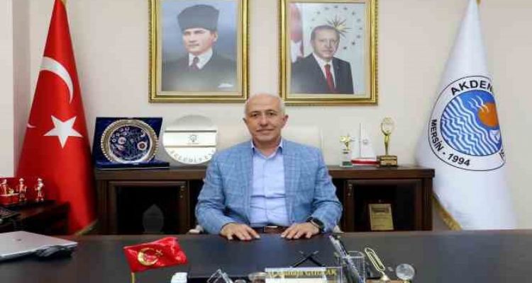 Başkan Gültak'tan 'Bir kitap da benden' kampanyasına destek