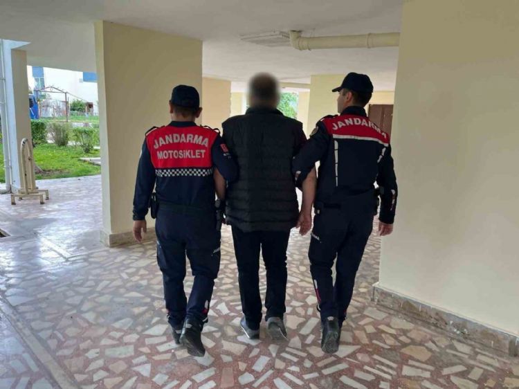 Mersin’de fuhuş ve insan ticareti operasyonu: 2 tutuklama
