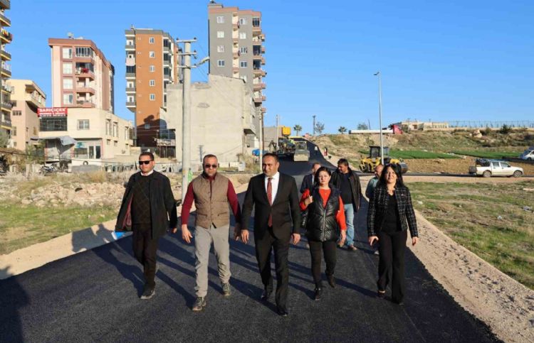 Başkan Yılmaz asfalt çalışmalarını yerinde inceledi