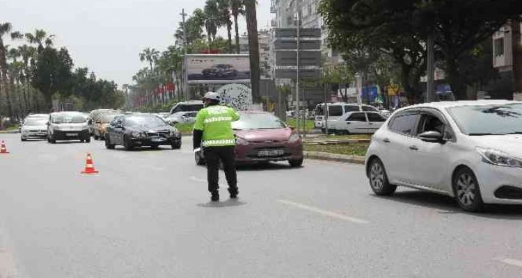 Mersin'de nisan ayında trafiğe kayıtlı araç sayısı 683 bin 534'e yükseldi