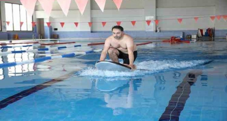 Yerli ve milli elektrikli sörf Mersin'de üretildi