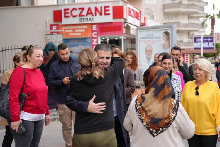 CHP Mezitli Belediye Başkan Adayı Ahmet Serkan Tuncer, seçim çalışmalarına hız kesmeden devam ediyor
