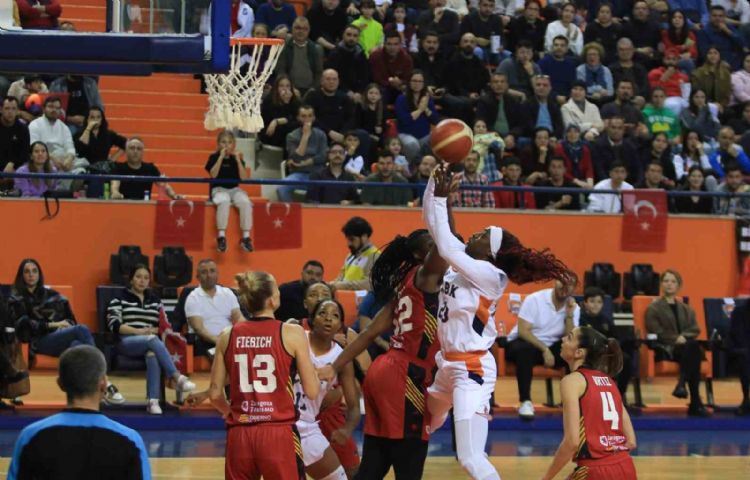 FIBA Kadınlar Avrupa Ligi: ÇBK Mersin: 79 - Casademont Zaragoza: 62