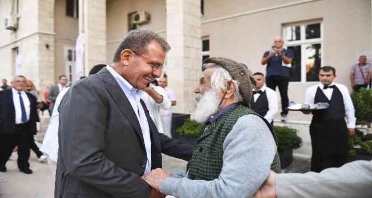 Etem Çalışkan'ın eserleri taş binayı süsleyecek