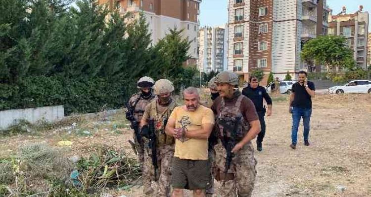 Almanların korkulu rüyası çete Mersin'de çökertildi