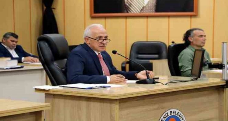 Gültak: Öz kaynakların hepsini satmış, belediyeyi bitirmişsiniz