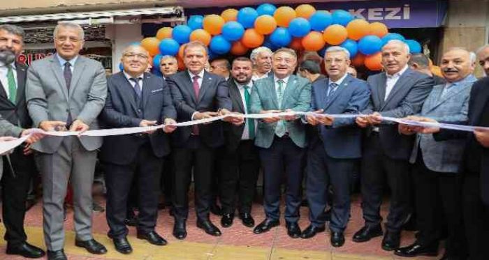 Başkan Seçer, pazarcı esnafıyla buluştu