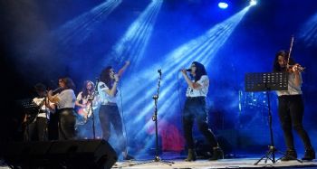 Mezitli Belediyesi 2. Liseler Arası Müzik Yarışması yapıldı