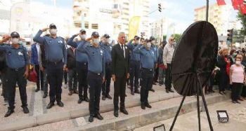 Mezitli'de Atatürk'e sevgi seli