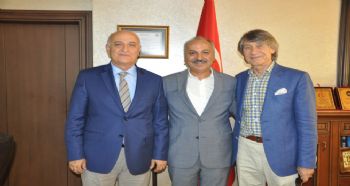 DİNÇER, “KENT DİNAMİKLERİ OLARAK İŞBİRLİĞİ İÇERİSİNDE OLMALIYIZ”