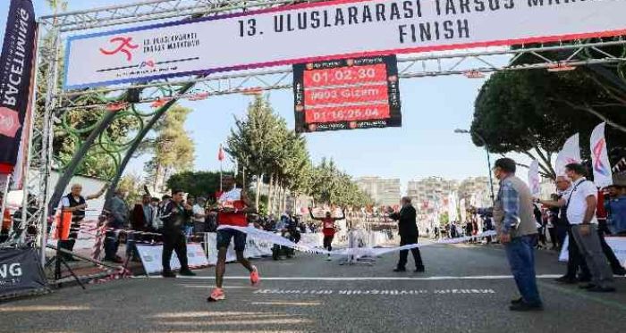 13. Uluslararası Tarsus Maratonu koşuldu