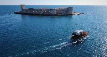 Kızkalesi'nde sonbaharda deniz keyfi