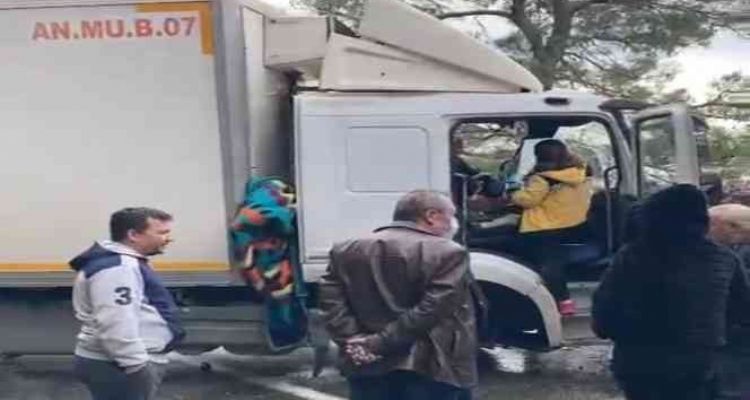 Mersin Serbest Bölgesi'nde 27 işçi zehirlendi