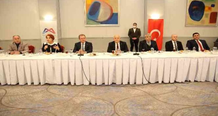 Seçer: "Mersin'in değerini Mersinlilerden başka kimse bilemez"