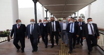 Mersin Büyükşehir Belediye Meclisi gerildi, Cumhur İttifakı salonu terk etti