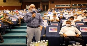 Gültak, Engelsiz Atölyesinin ürünlerini Büyükşehir Meclisinde tanıttı