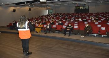 Yenişehir Belediyesi personeline afet farkındalık eğitimi
