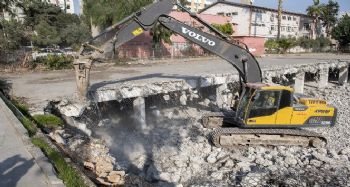 Katlı otopark çalışmaları tüm hızıyla devam ediyor