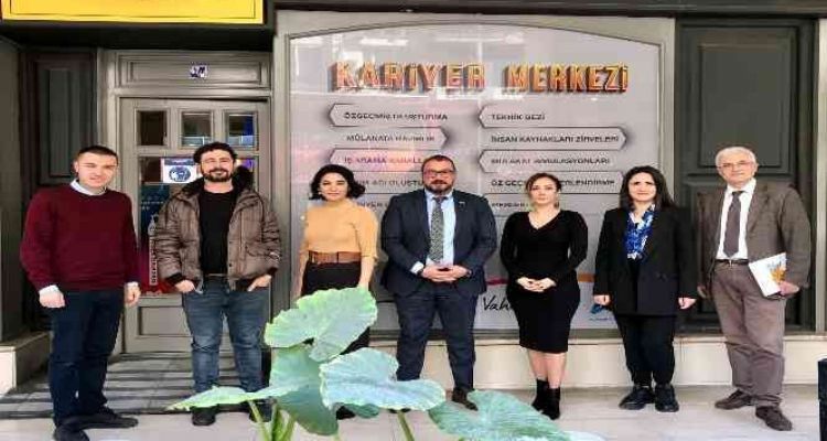 Büyükşehir Belediyesi Kariyer Merkezi ile üniversitelerden iş birliği